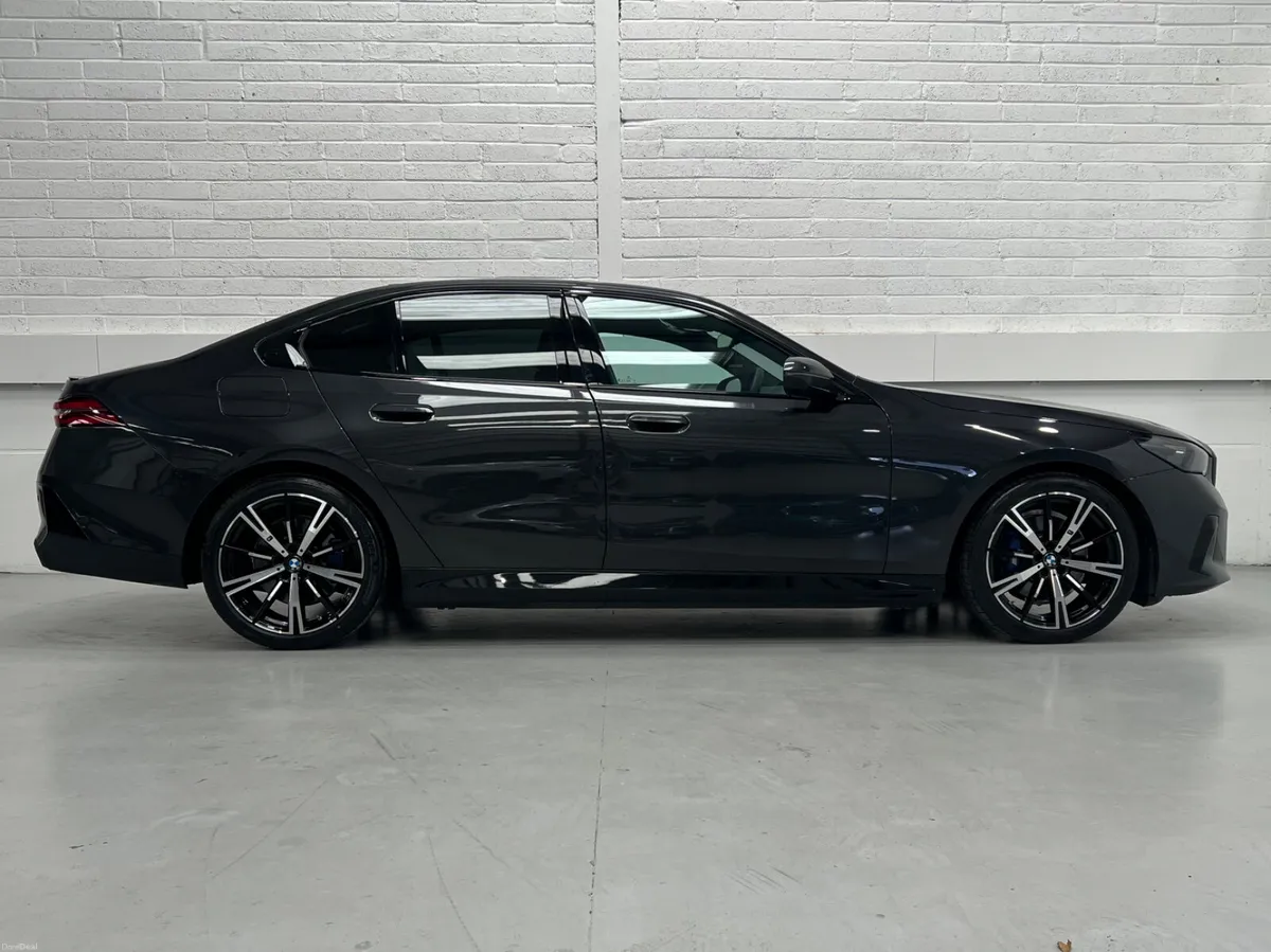 BMW 5 Series 530e M Sport Saloon | Pro & Tech Pack - Image 5