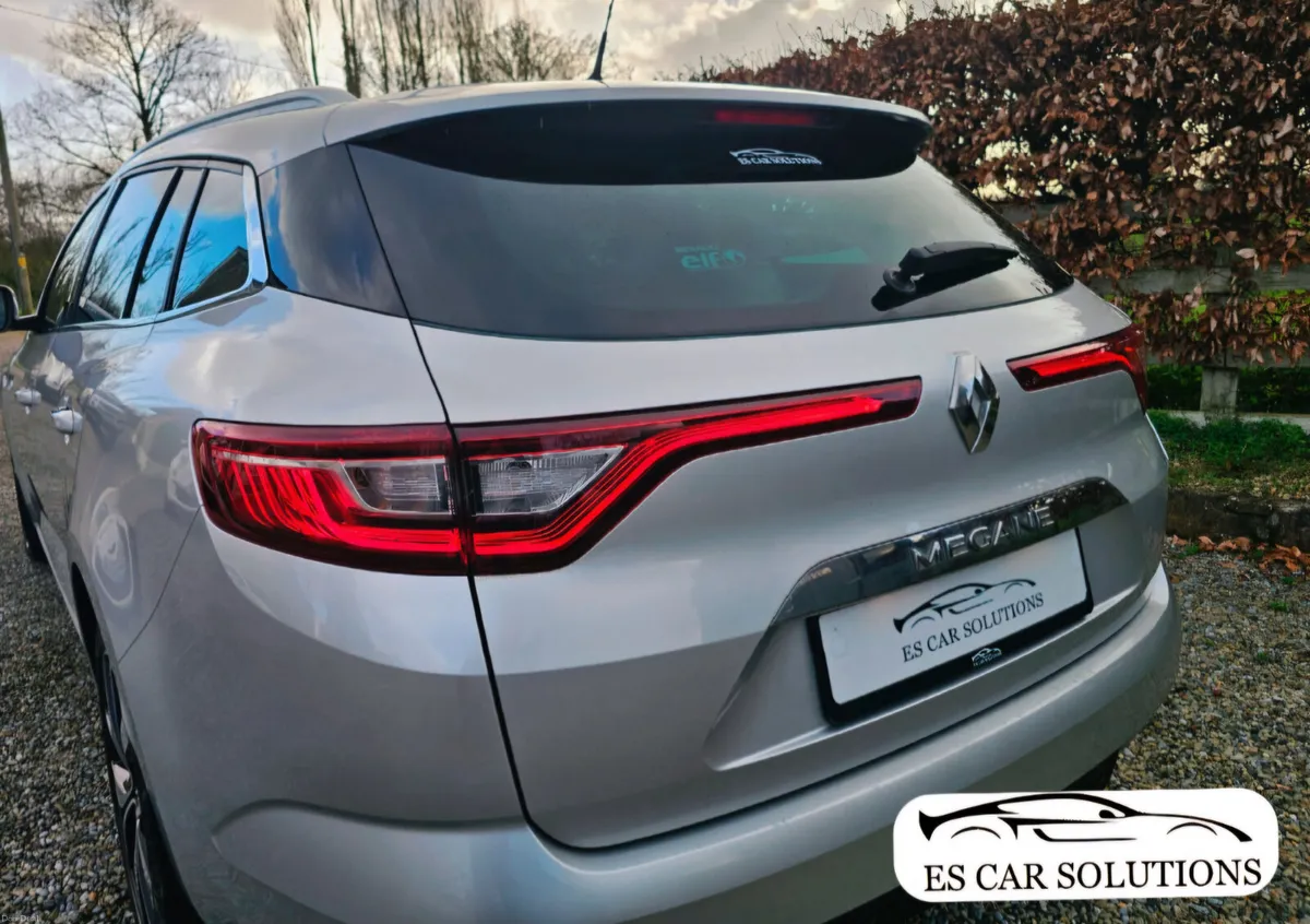 201 Renault Megane 1.3 Petrol TOURER NCT 02/28 - Image 3