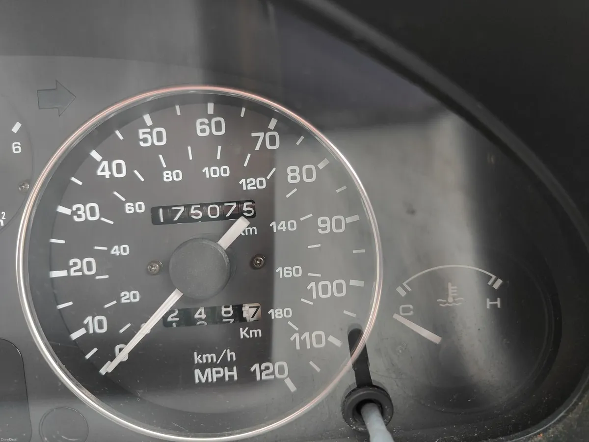 Mazda MX5 MK1 (NA) Eunos Roadster 1993 - Image 6
