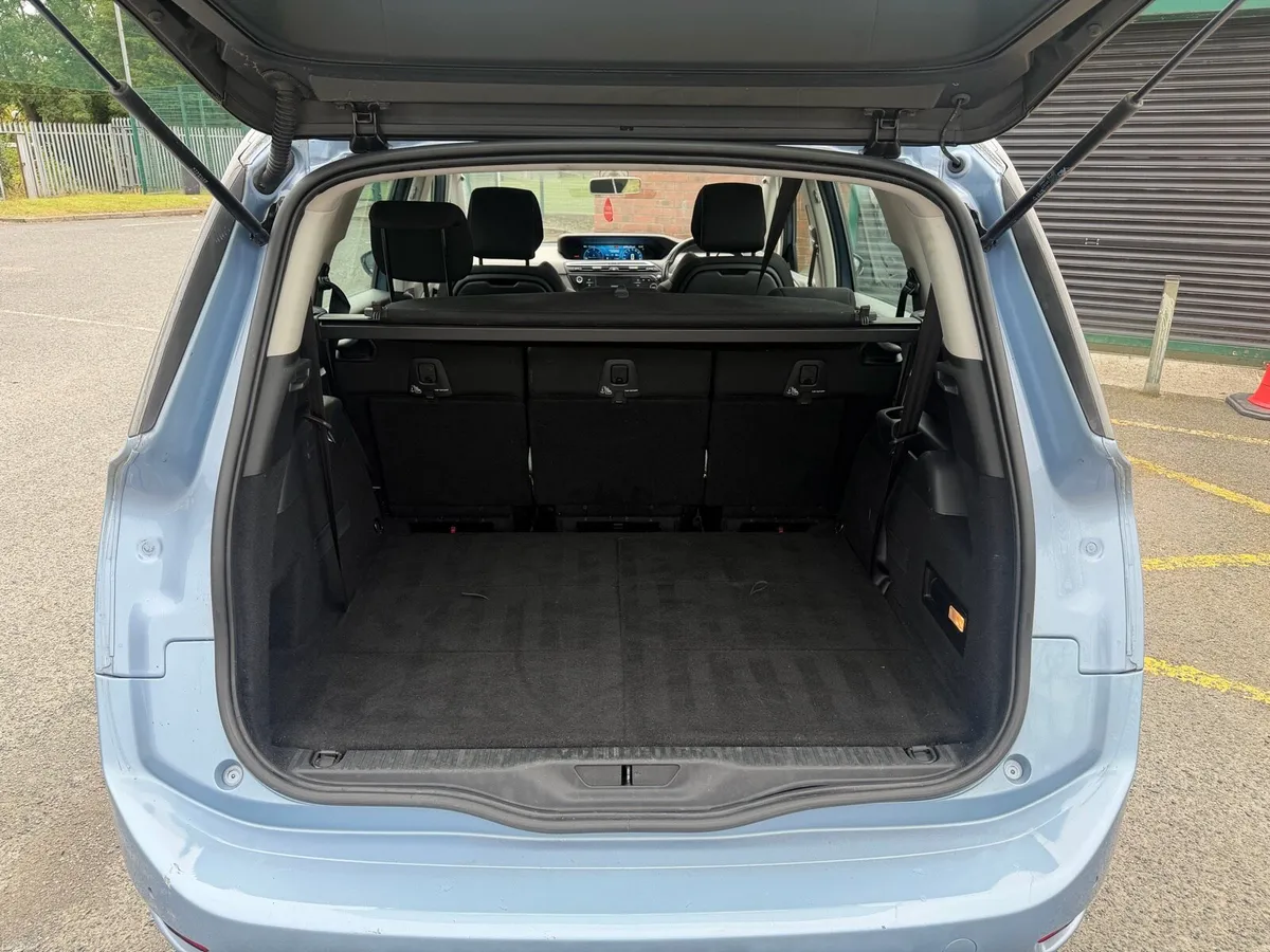 Citroen c4 Picasso 7 seats big value - Image 5
