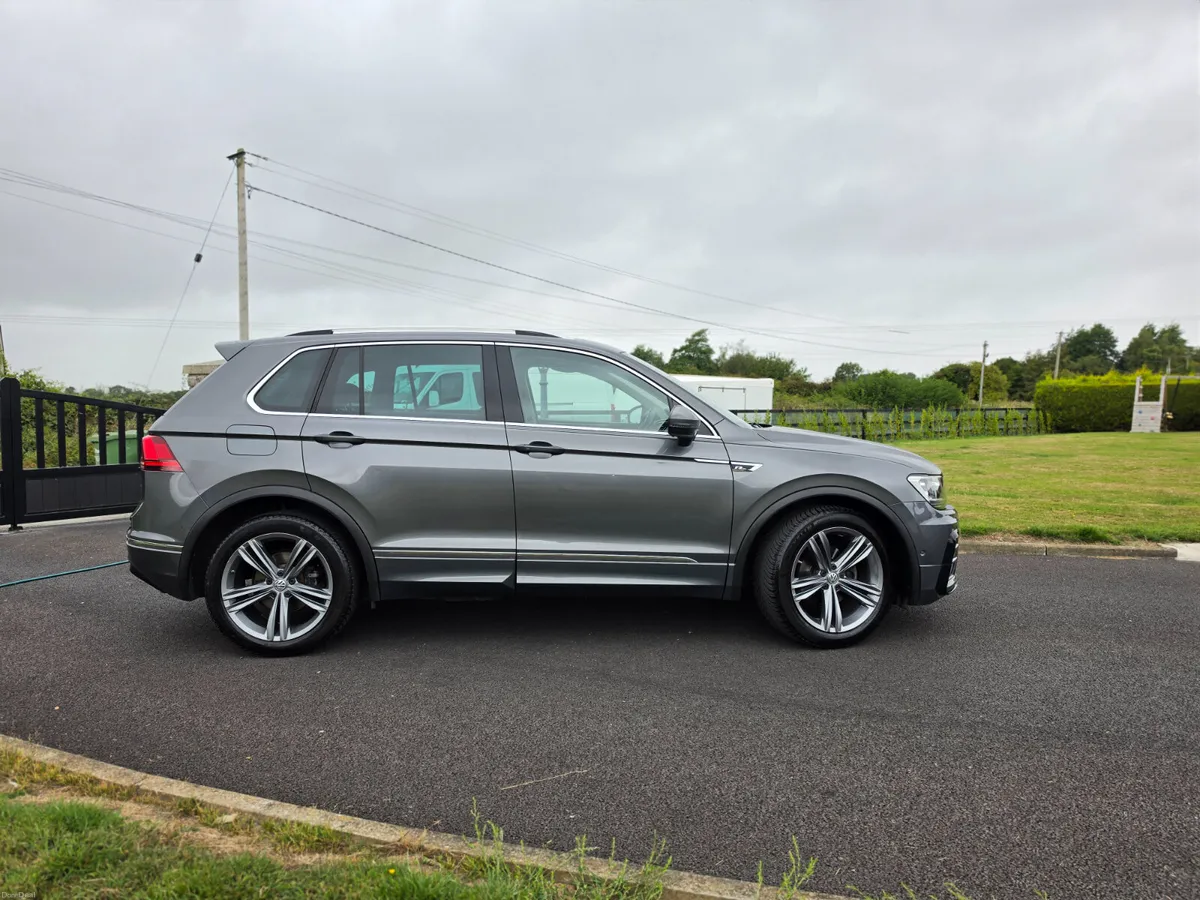 2019 VW TIGUAN R-LINE DSG PAN ROOF - Image 3