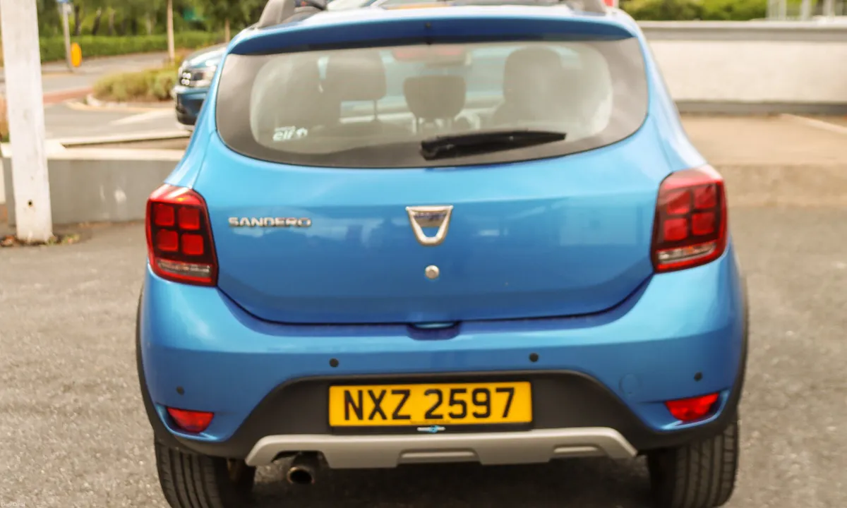 2019 Dacia Sandero Stepway - Image 5