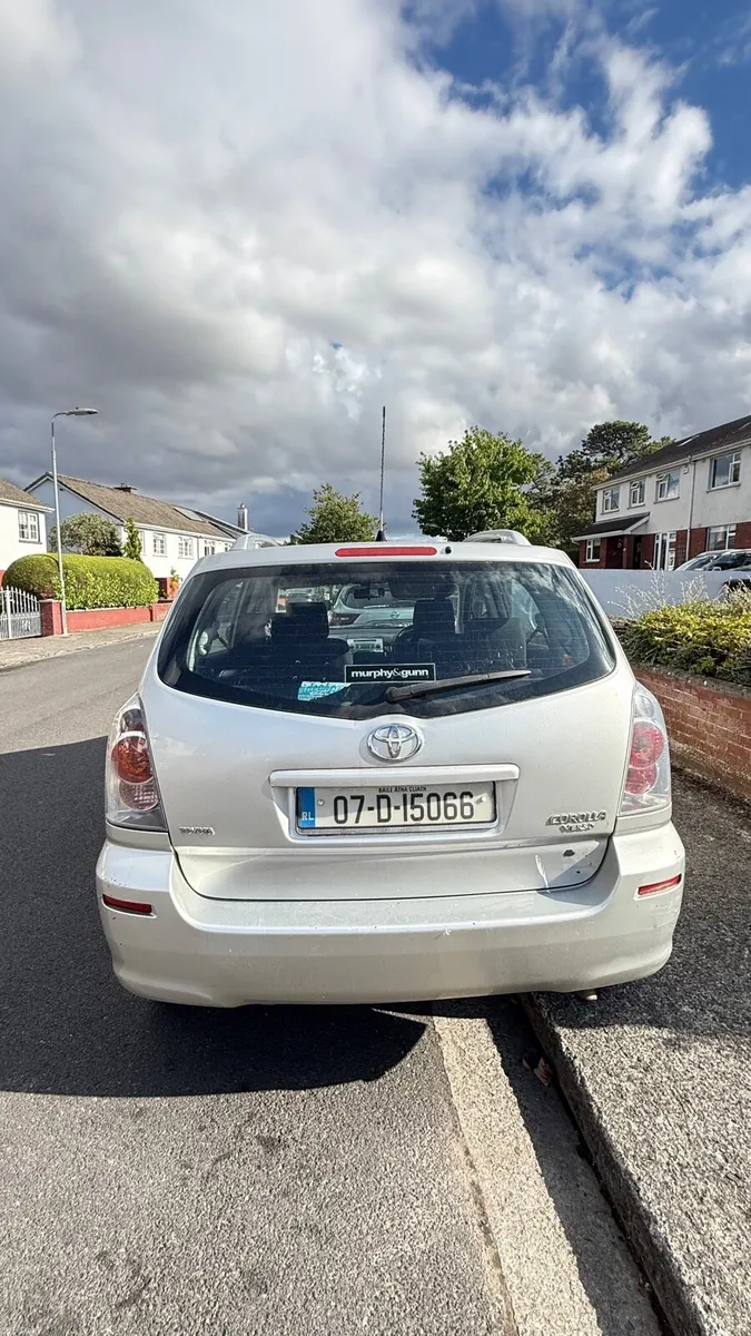 Toyota Corolla Verso - Image 6