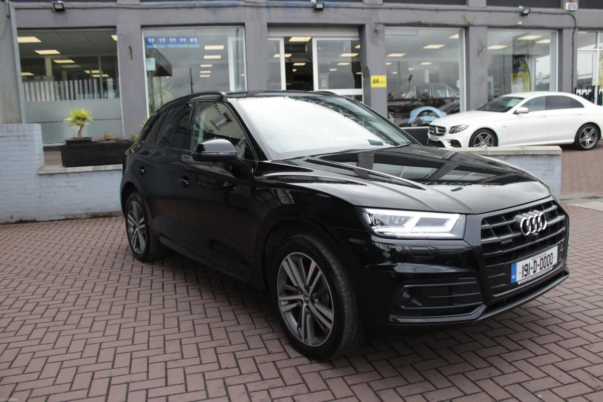 2019 AUDI Q5 - Image 1