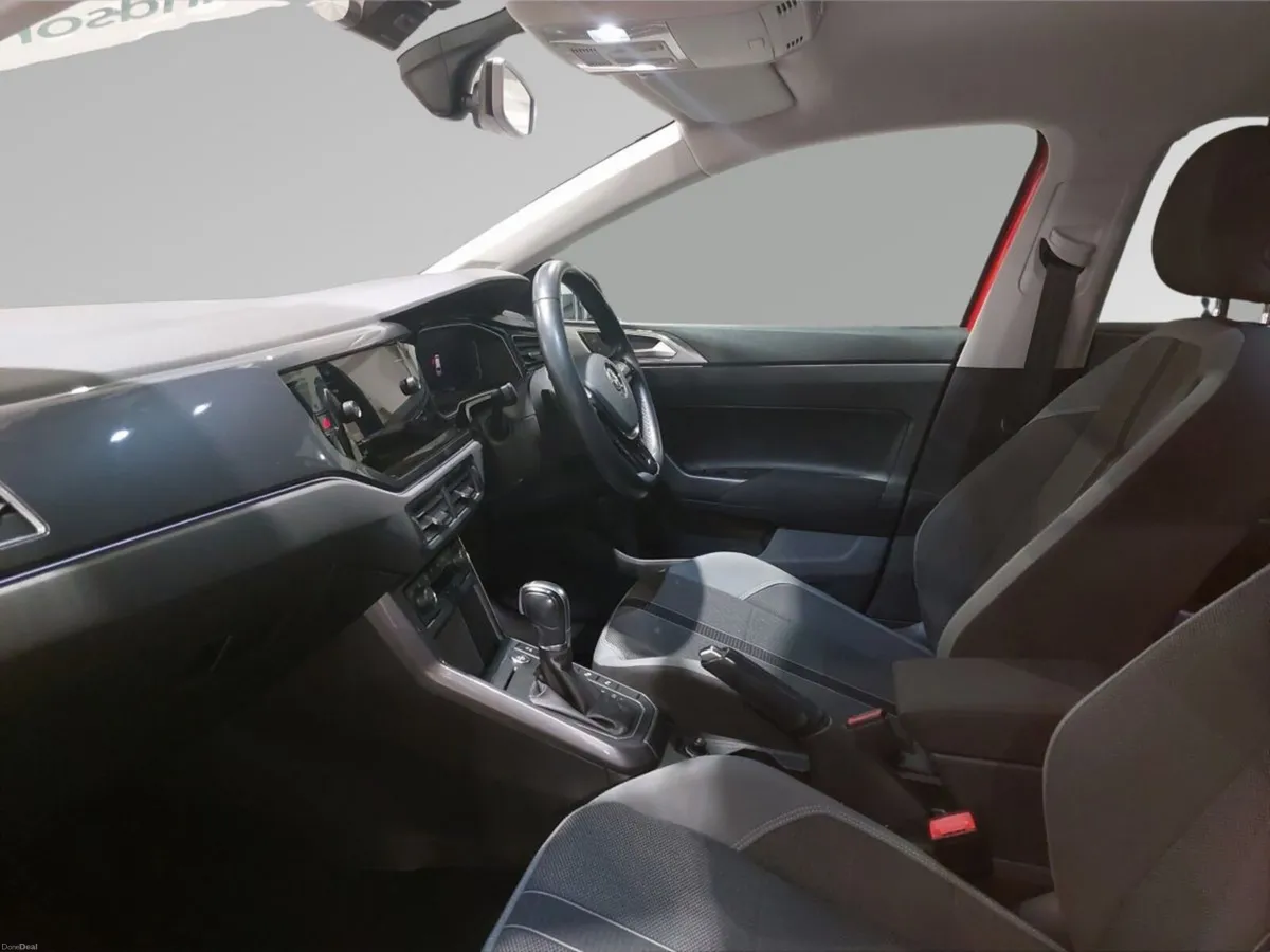 Volkswagen Polo Auto - Image 2