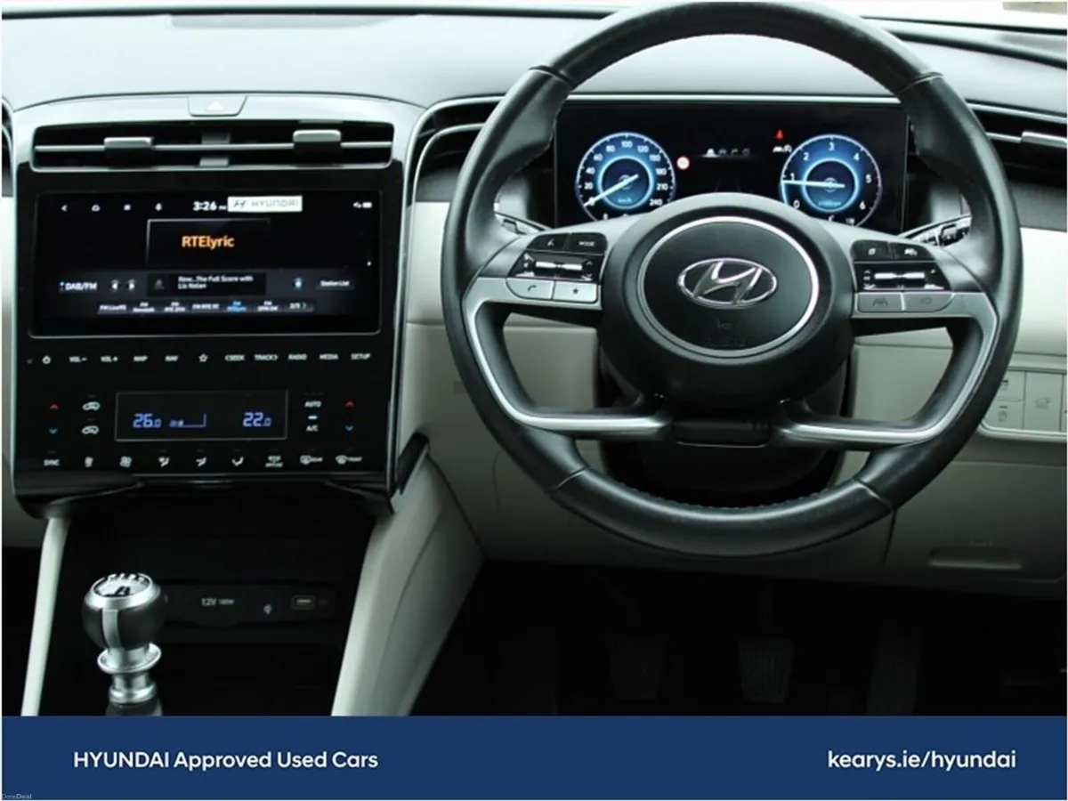 Hyundai Tucson 2WD Executive Plus w 2 Tone Roof - Image 4