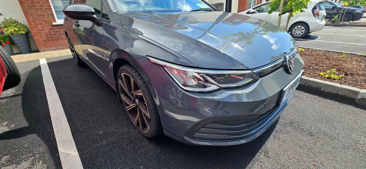 Volkswagen Golf 2021 - Image 2
