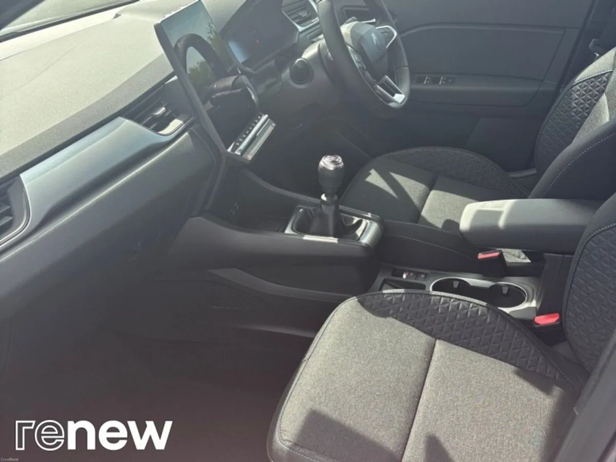 Renault Captur EVOLUTION 1.2 TCE 115BHP *DEMO MODE - Image 5
