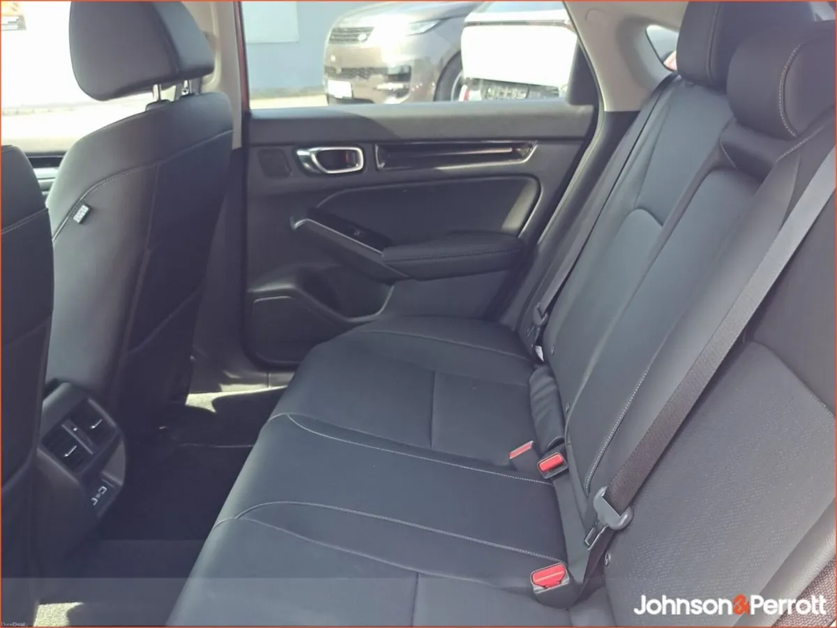 Honda Civic 2.0 i-MMD Hybrid Advance - Image 5