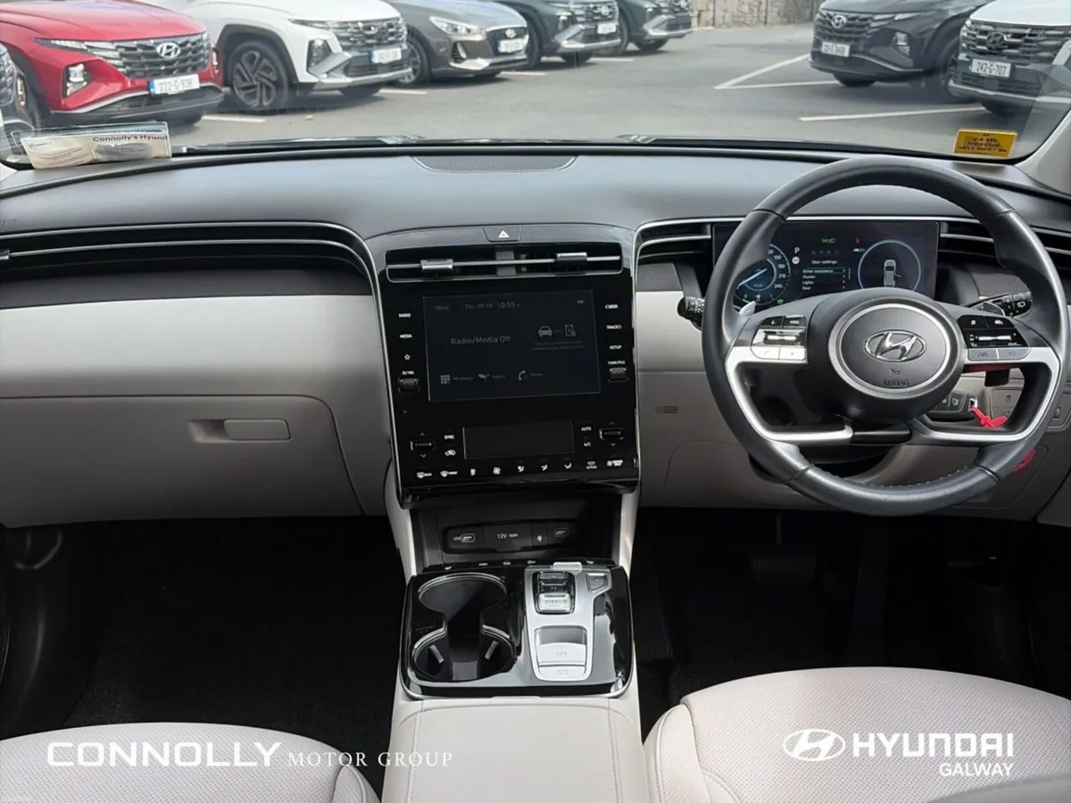 Hyundai Tucson 2WD Executive HEV Auto - Image 4