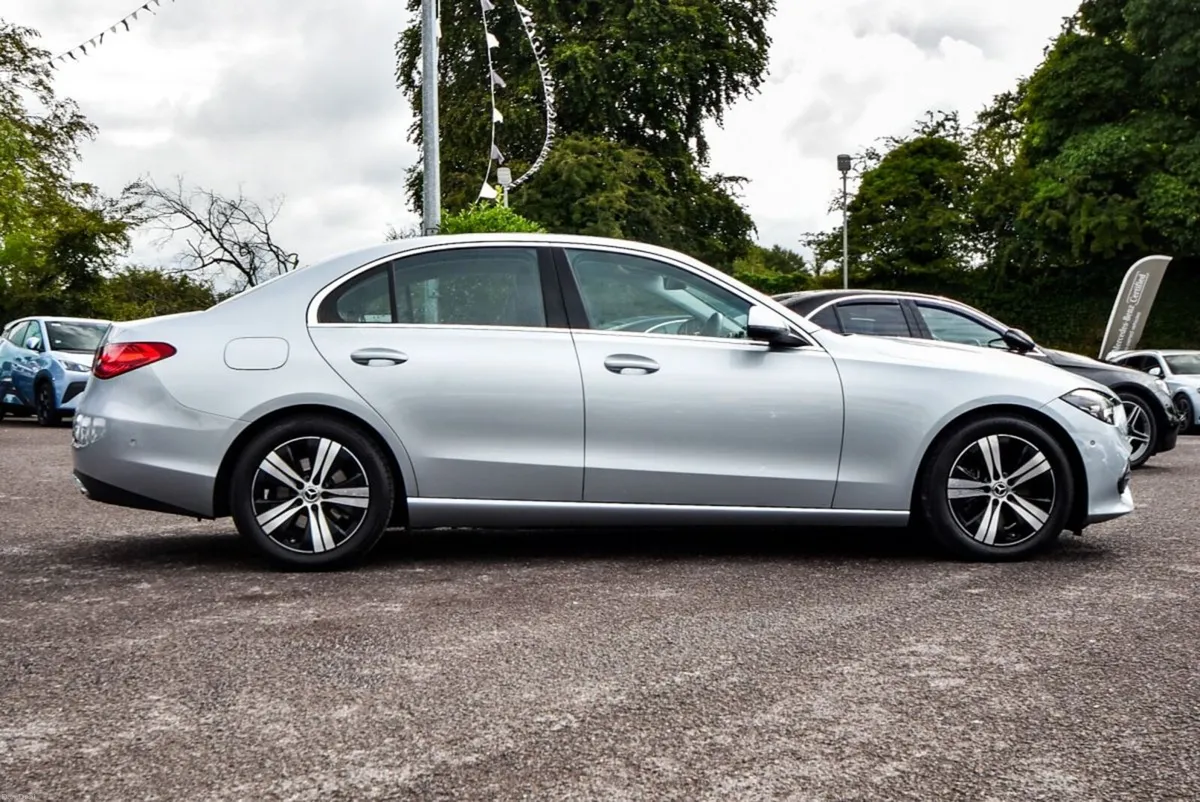 Mercedes-Benz C-Class C200d Avantgarde 2.0 Auto - Image 3