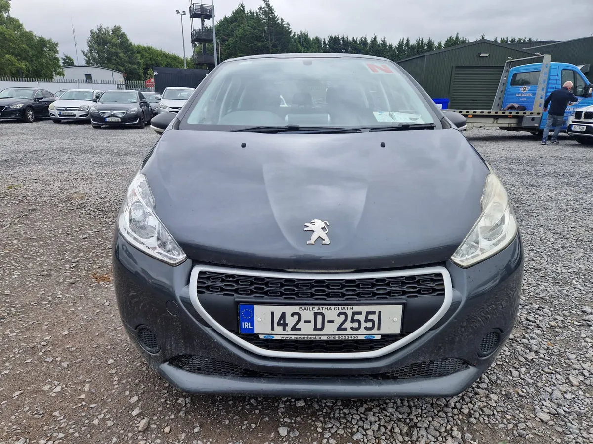 Peugeot 208 2014 - Image 2