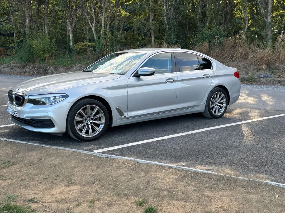 BMW 5-Series 2017 - Image 1