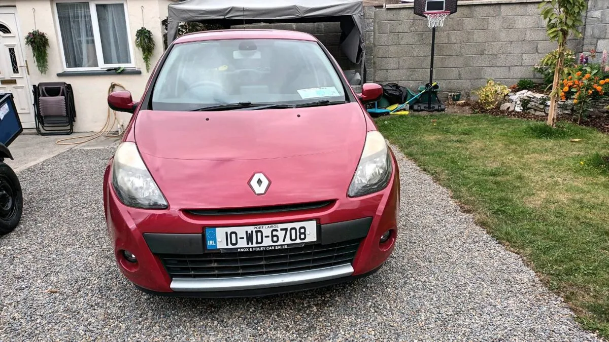 Renault Clio 1.2  2010 for sale. - Image 1