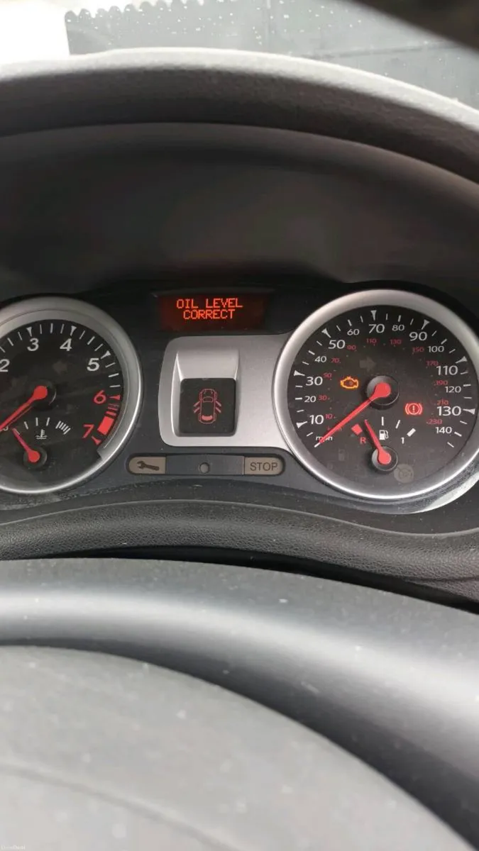 Renault Clio 1.2  2010 for sale. - Image 5