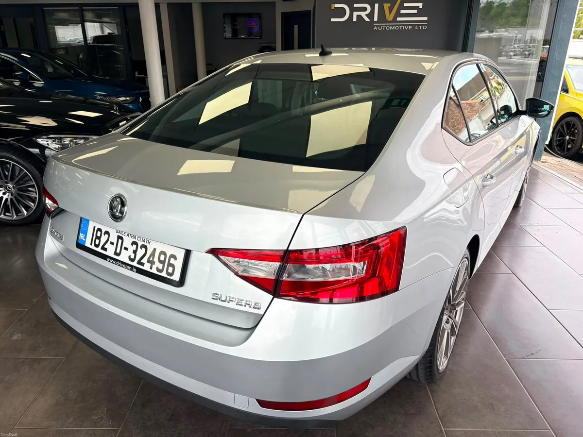 182d Skoda Superb 2.0 TDI DSG***1 Year Warranty ** - Image 5