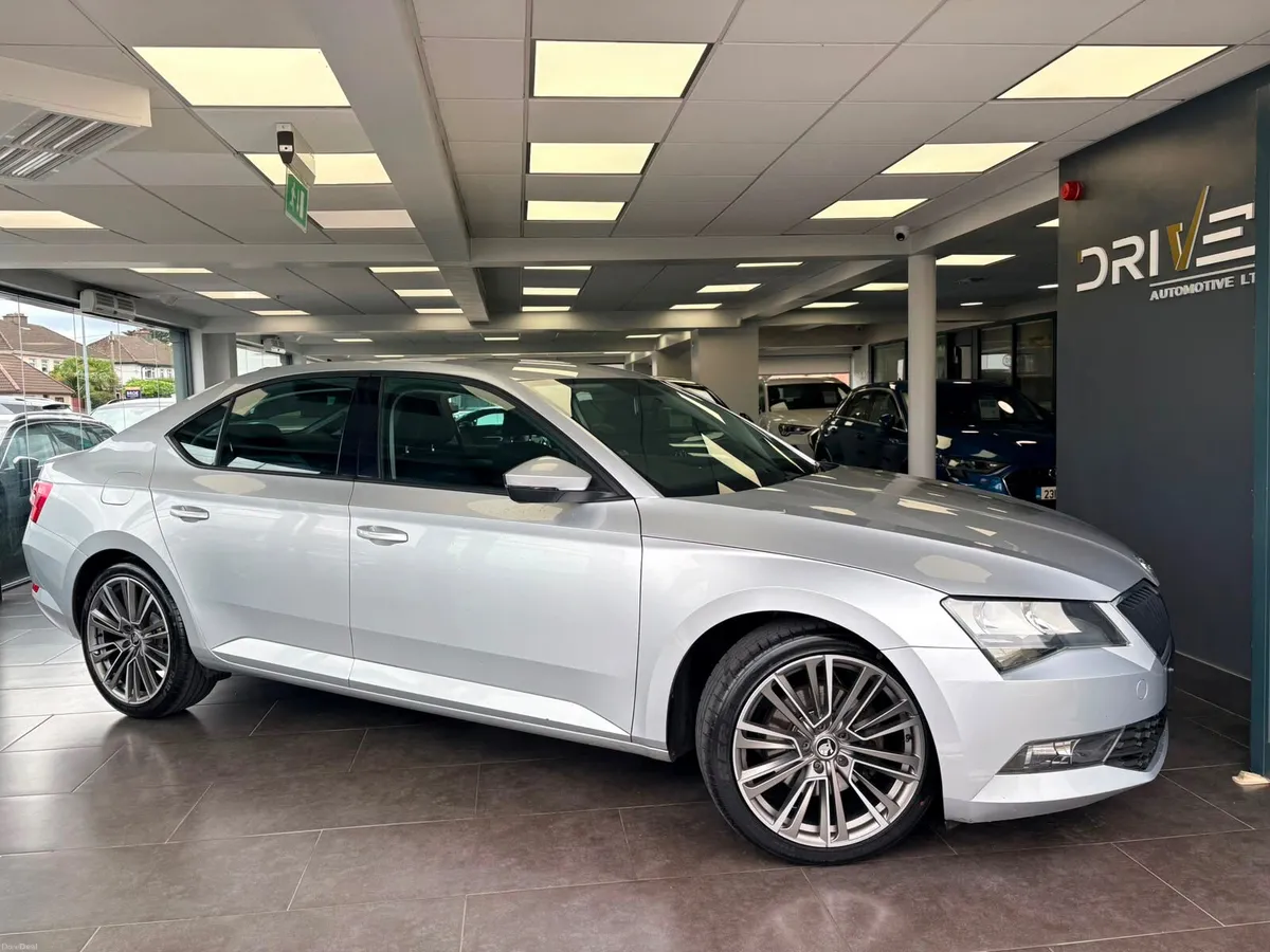 182d Skoda Superb 2.0 TDI DSG***1 Year Warranty ** - Image 1