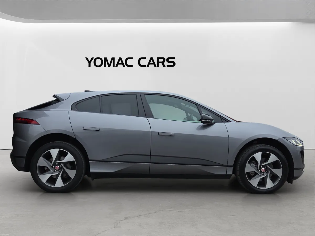 JAGUAR I-PACE 2023 BLACK EDITION AWD 400 - Image 2