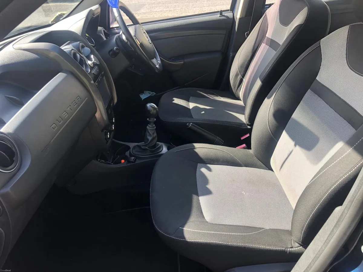 2017 DACIA DUSTER PRESTIGE AS NEW - Image 3