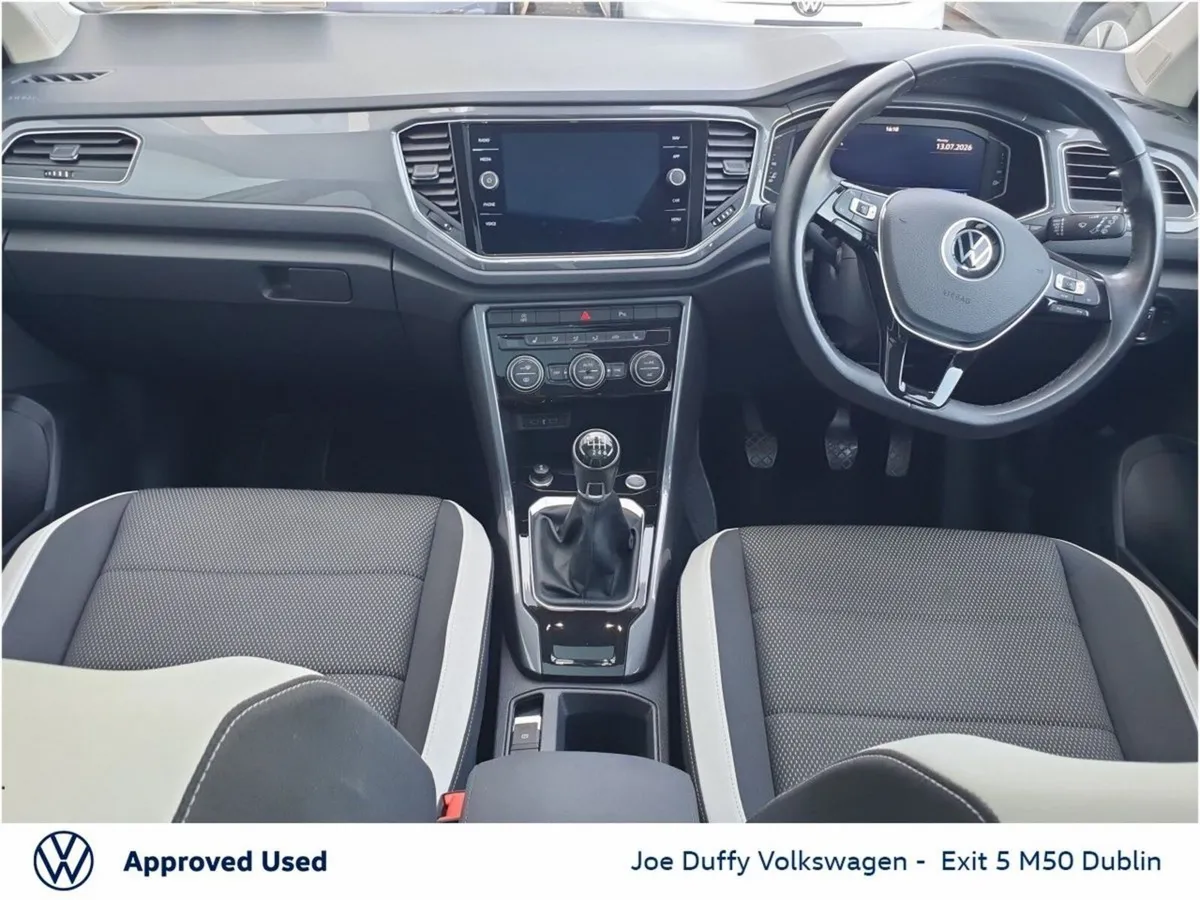 Volkswagen T-Roc R-LINE 1.5TSI 150HP MHEV AUTO New - Image 2
