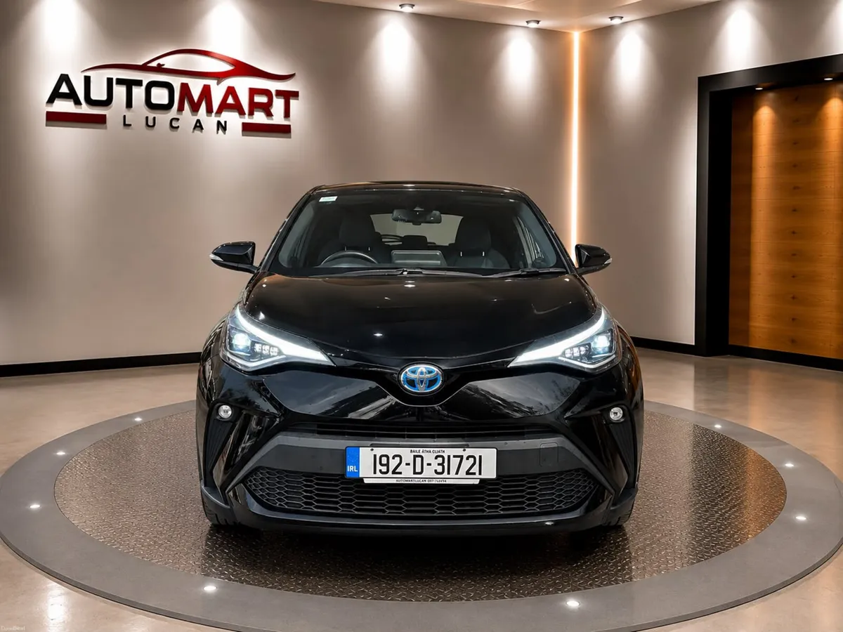TOYOTA C-HR 2019 NEW  SHAPE  HYBRID  AUTOMATIC 🔥 - Image 2