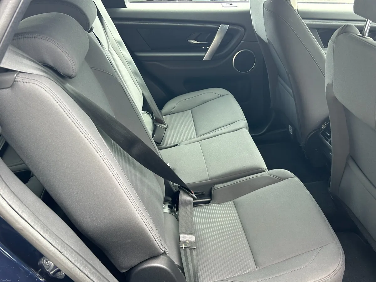 2020 Landrover Discovery Sport 7 Seat - Image 5