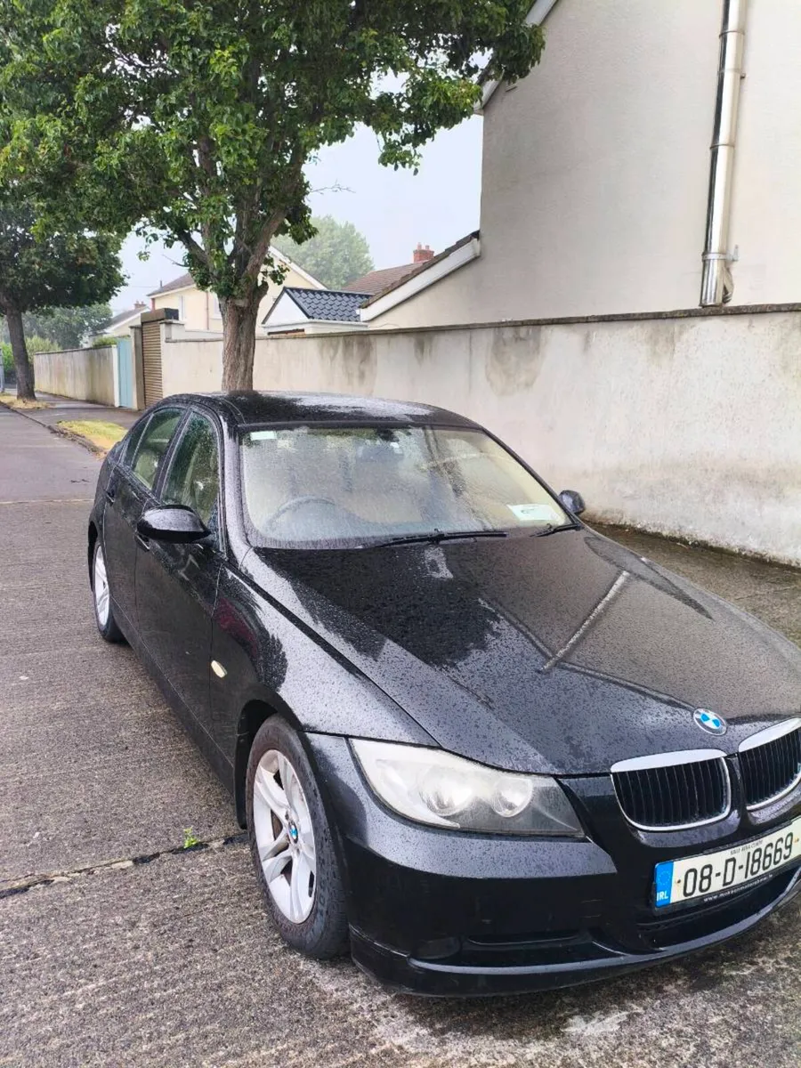 Automatic bmw 318i 2008 low km150 - Image 1
