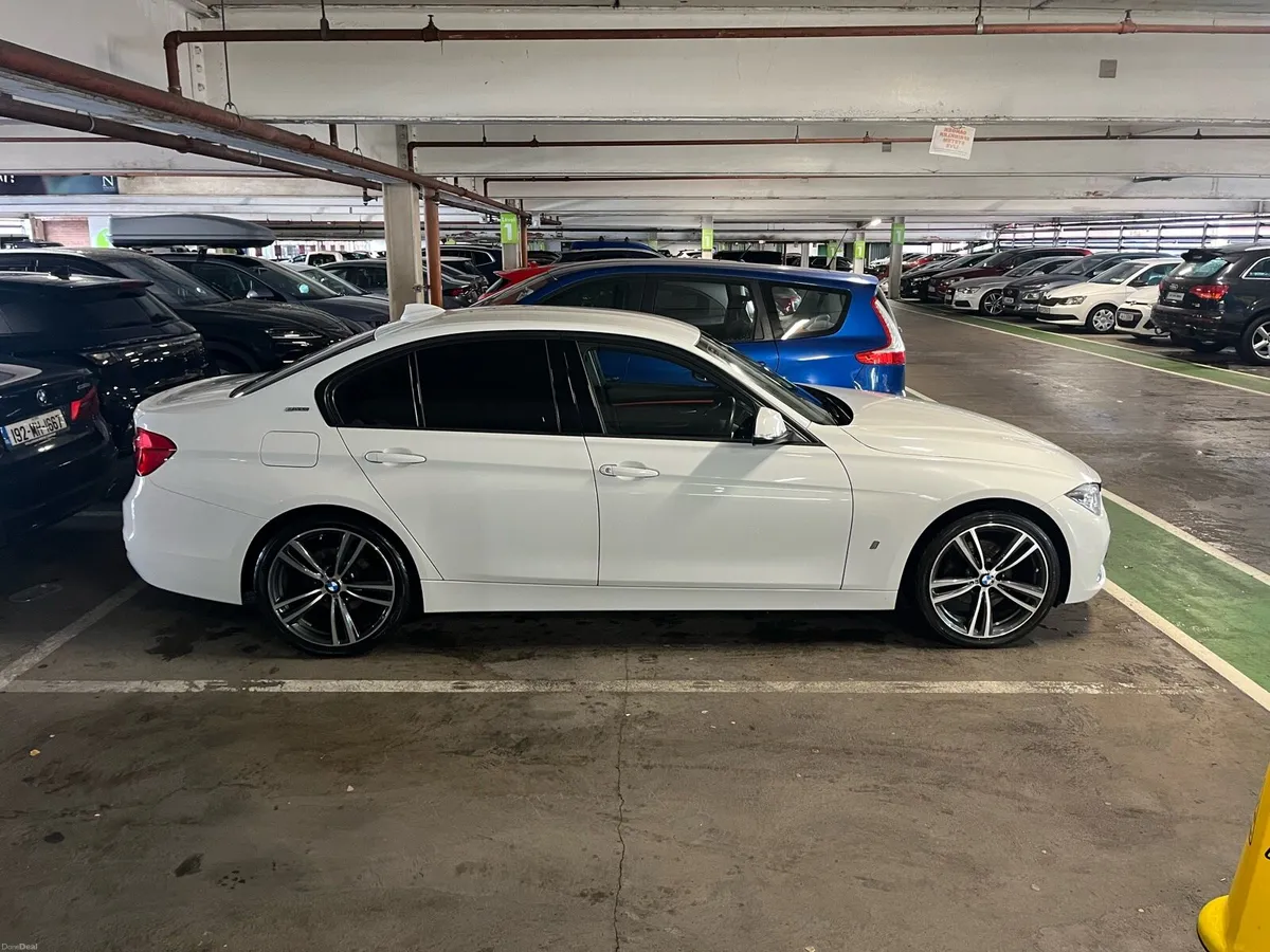BMW 330e - 182 - hybrid petrol - Image 2