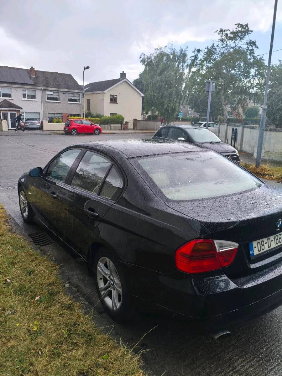 Automatic bmw 318i 2008 low km150 - Image 5