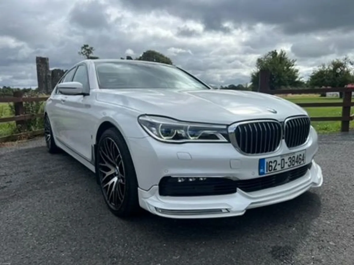 BMW 7-Series 2016 - Image 1