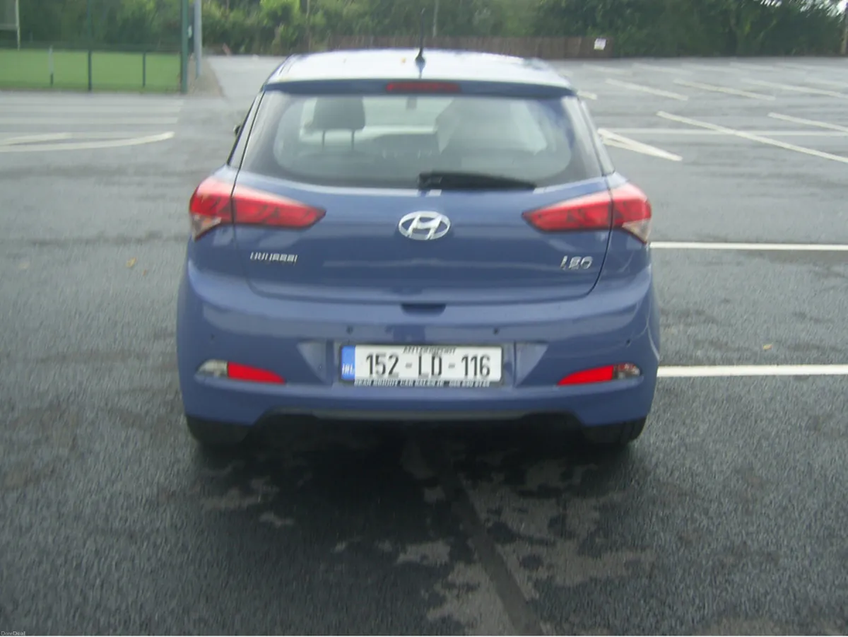 Hyundai i20 1.1 DELUXE 5DR DIESEL - Image 3