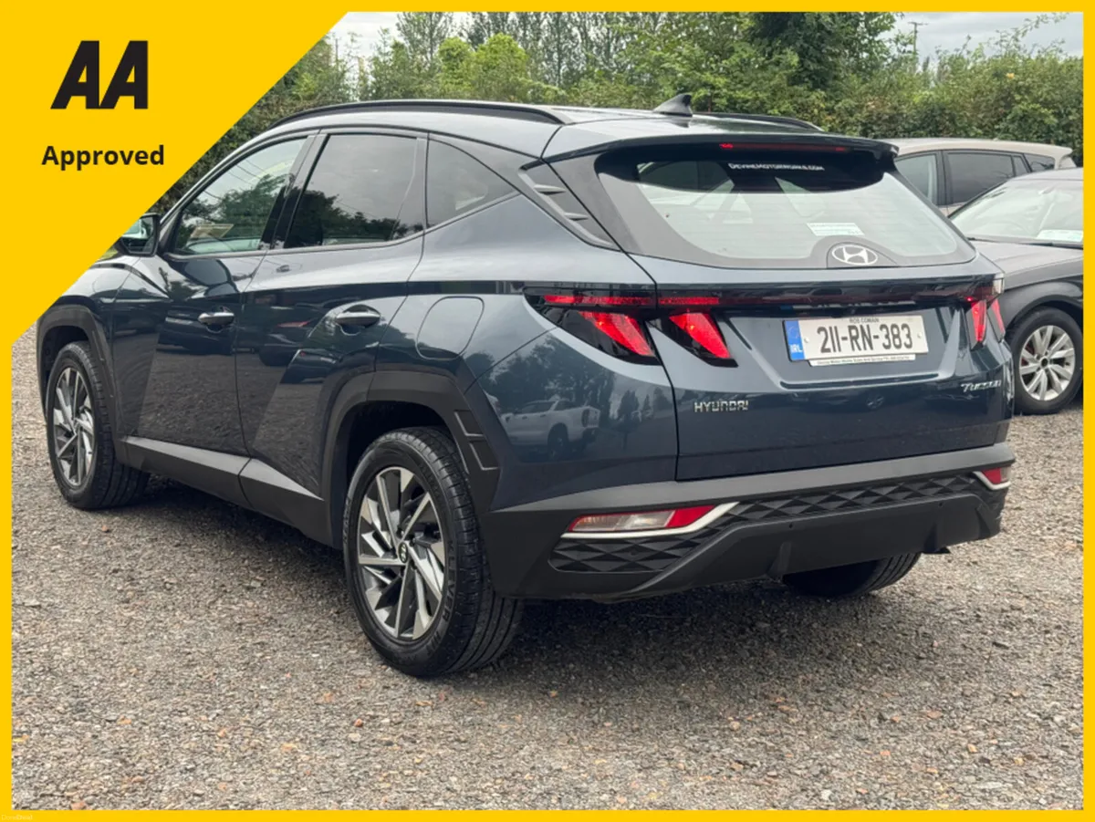 Hyundai Tucson IX35 EXECUTIVE 2WD 5DR - Image 2