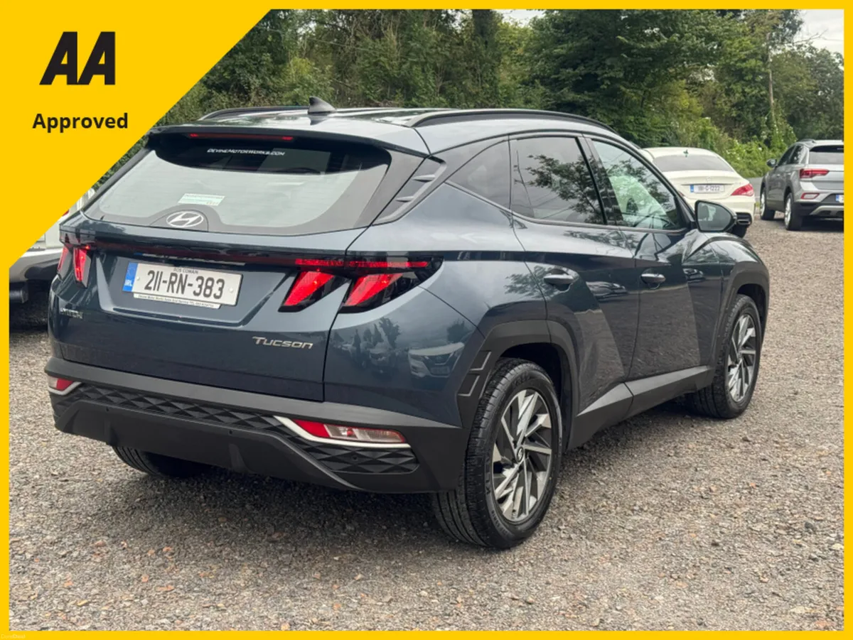 Hyundai Tucson IX35 EXECUTIVE 2WD 5DR - Image 5