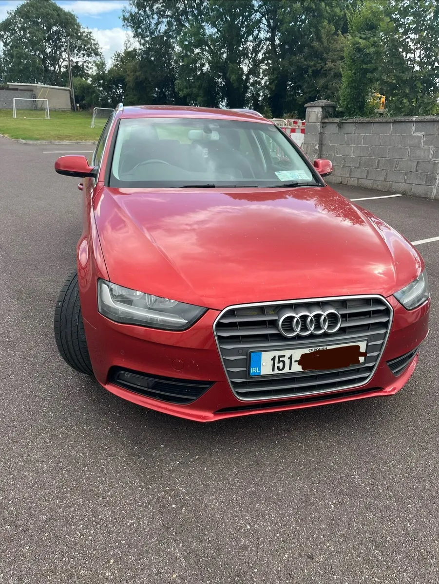 Audi A4 2015-Estate-Diesel - Image 4