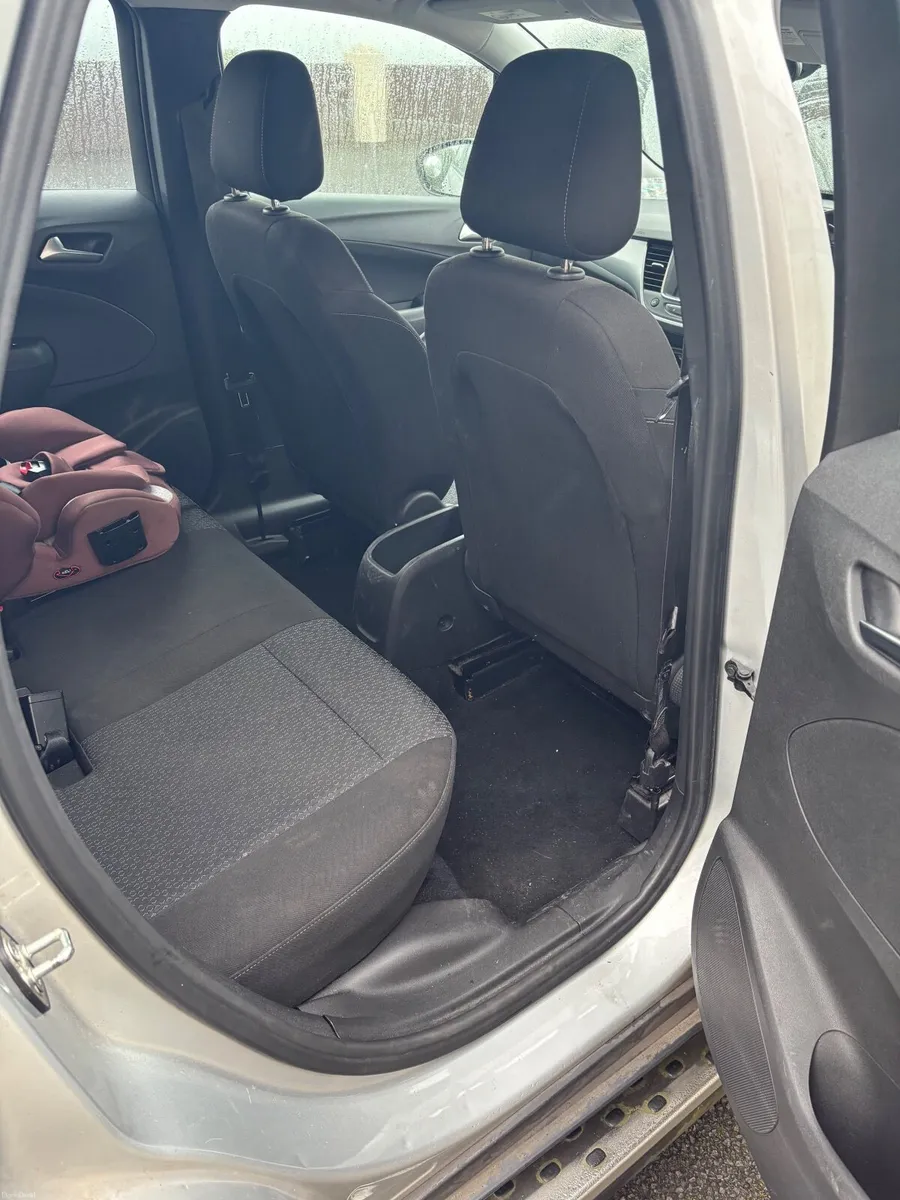 Vauxhall Crossland X 2018 - Image 1