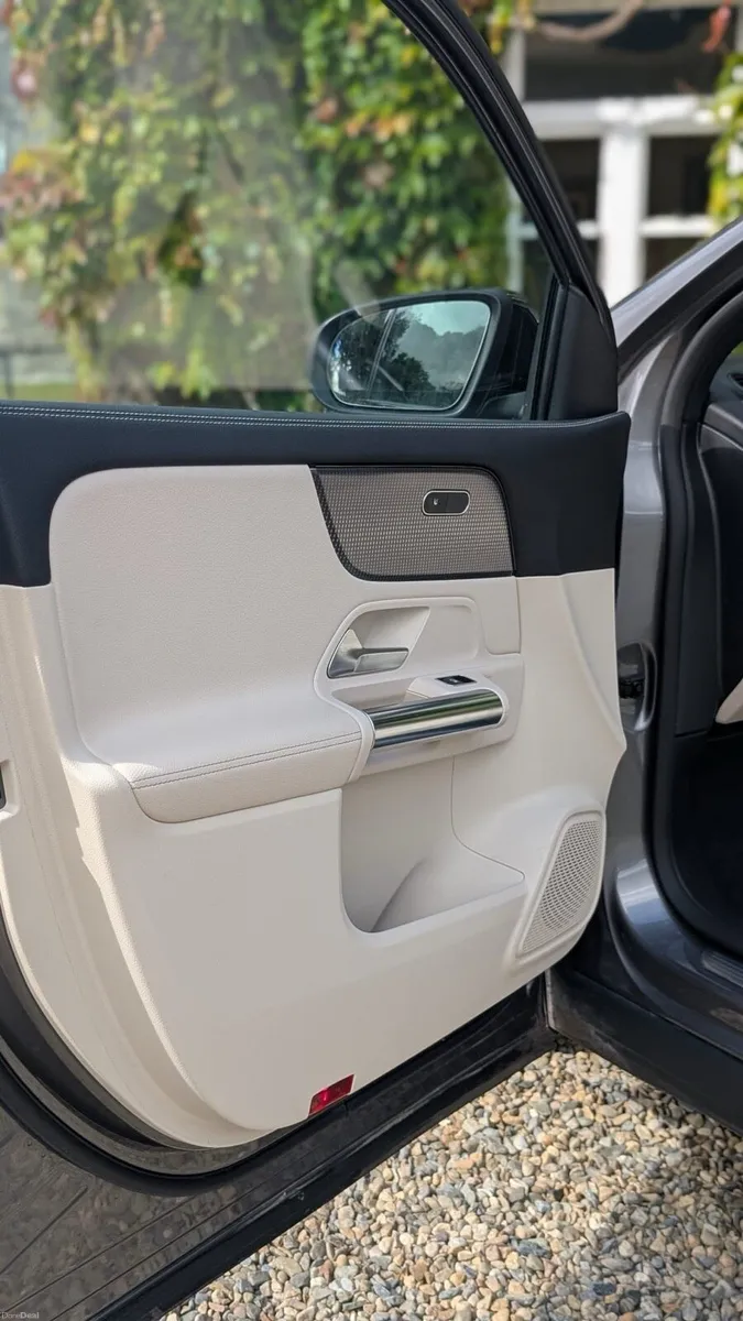 Mercedes GLA 200 - Image 5