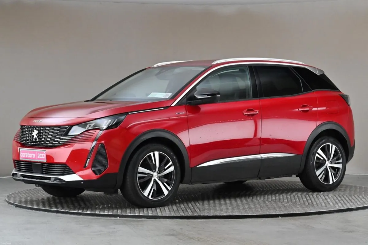 Peugeot 3008 1.6 PHEV HYBRID 225BHP ALLURE FWD - Image 4