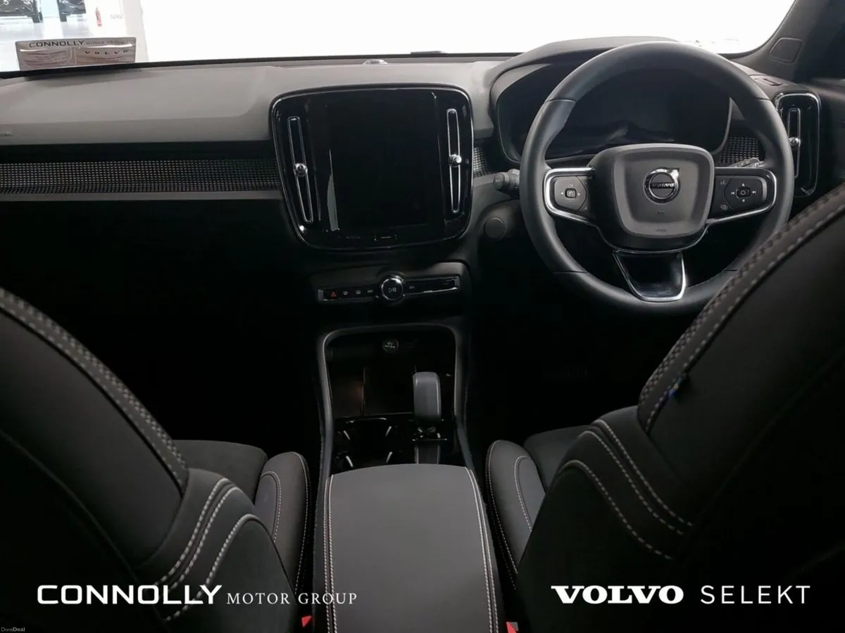Volvo EX40 Black Edition | Extended Range | Plus | - Image 4