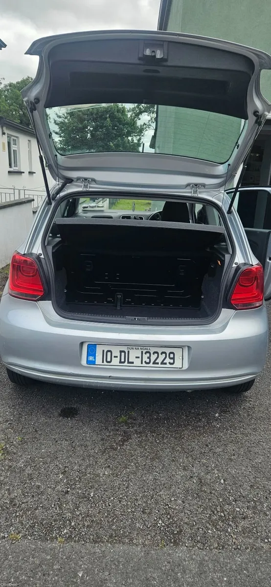 Volkswagen Polo 2010 - Image 4
