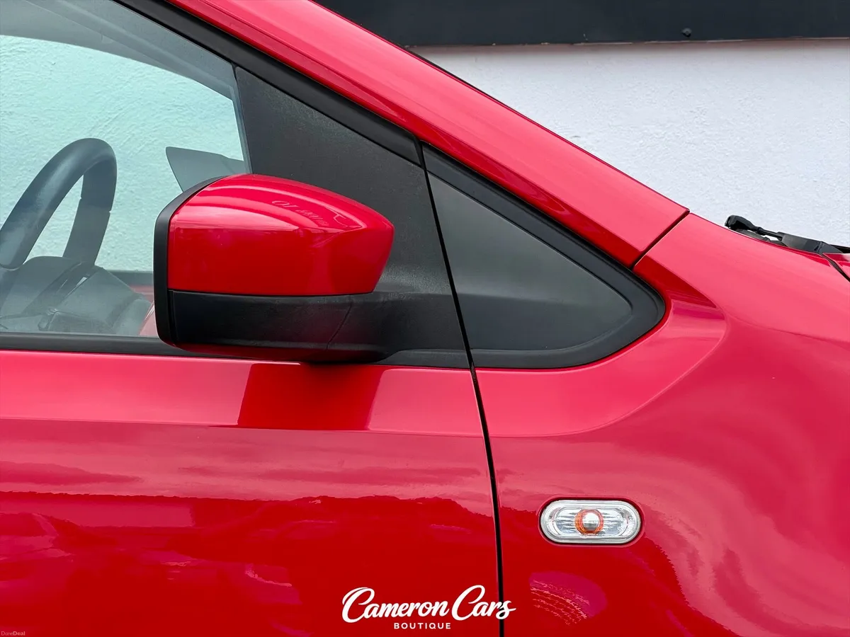VW UP! AUTOMATIC HIGHLINE HIGH SPEC - Image 6
