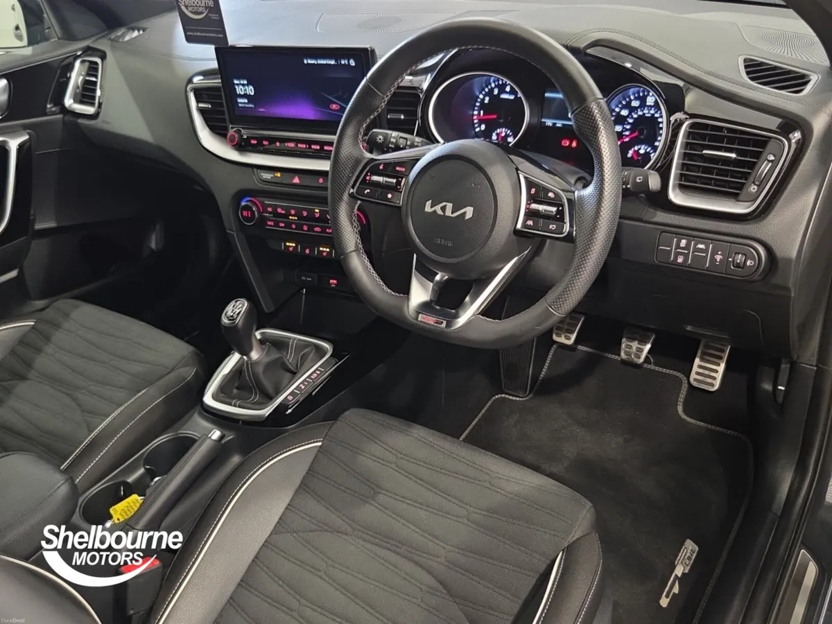 Kia ceed 1.5T GDi ISG GT-Line 5dr - Image 4