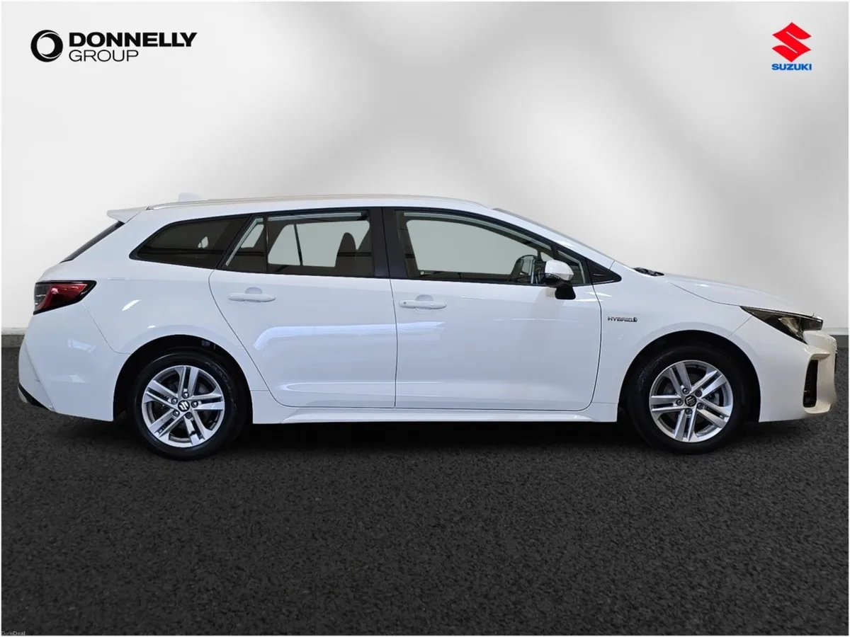 Suzuki Swace Estate Motion - Image 3