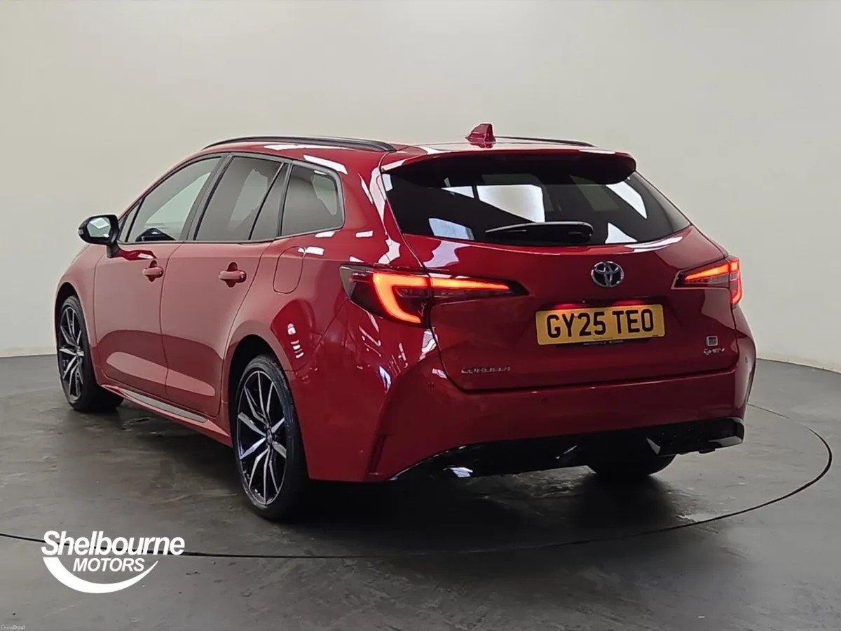 Toyota Corolla Touring Sport GR Sport - Image 2