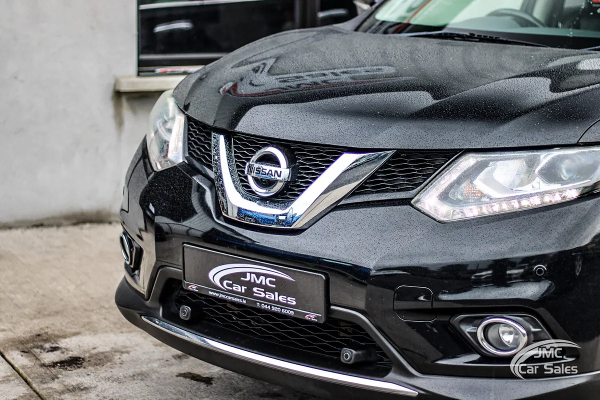 2017 NISSAN X-TRAIL SVE 7 SEATER - Image 2