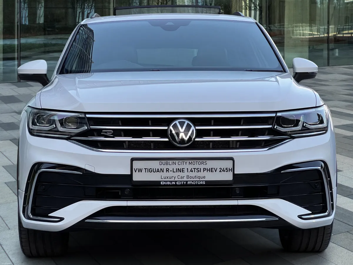 Volkswagen Tiguan R-Line 1.4TSI PHEV *Panroof* - Image 2