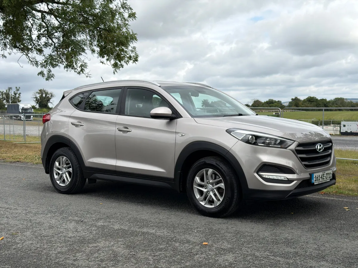 Hyundai Tucson 2016 Comfort Low Mileage - Image 2