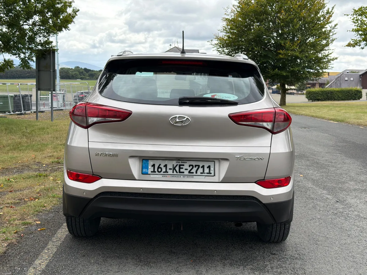 Hyundai Tucson 2016 Comfort Low Mileage - Image 5
