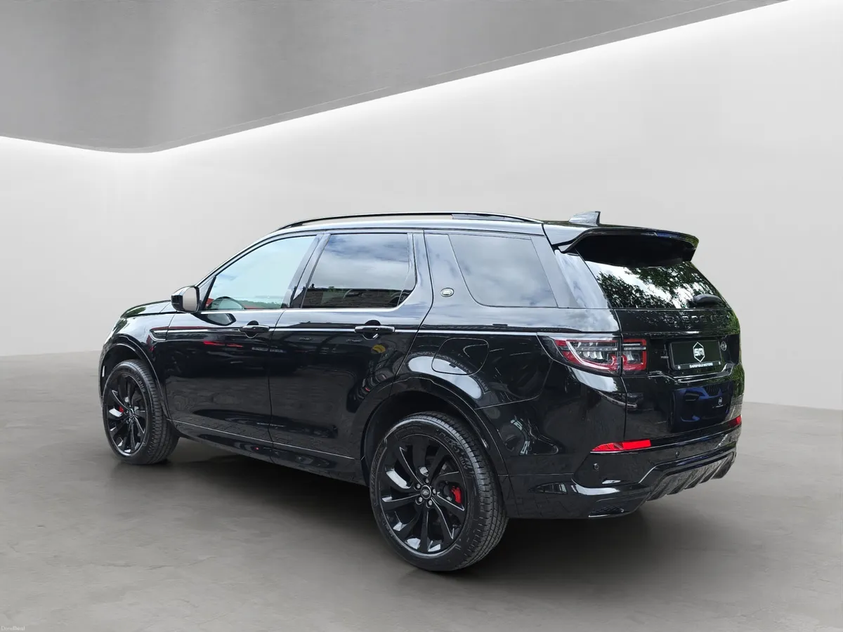 2023 LANDROVER DISCOVERY SPORT P300E HSE DYN BLACK - Image 5