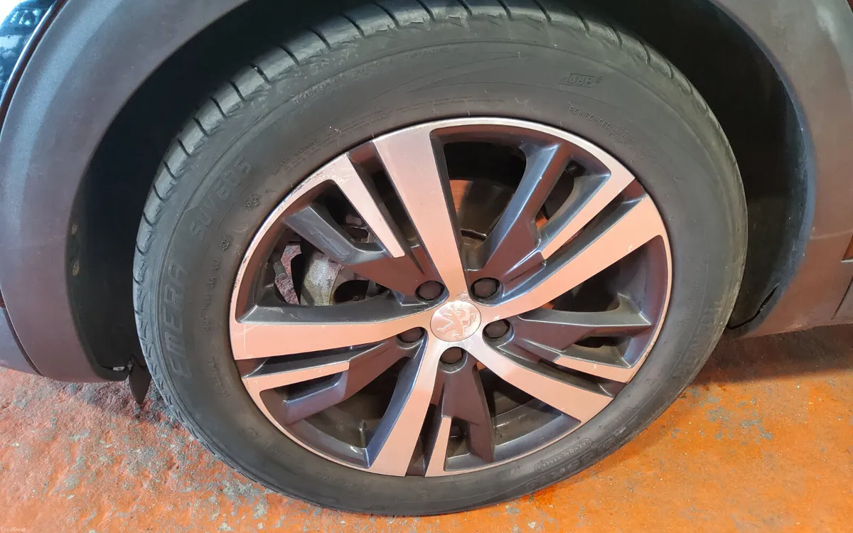 Peugeot 5008 2019 - Image 4