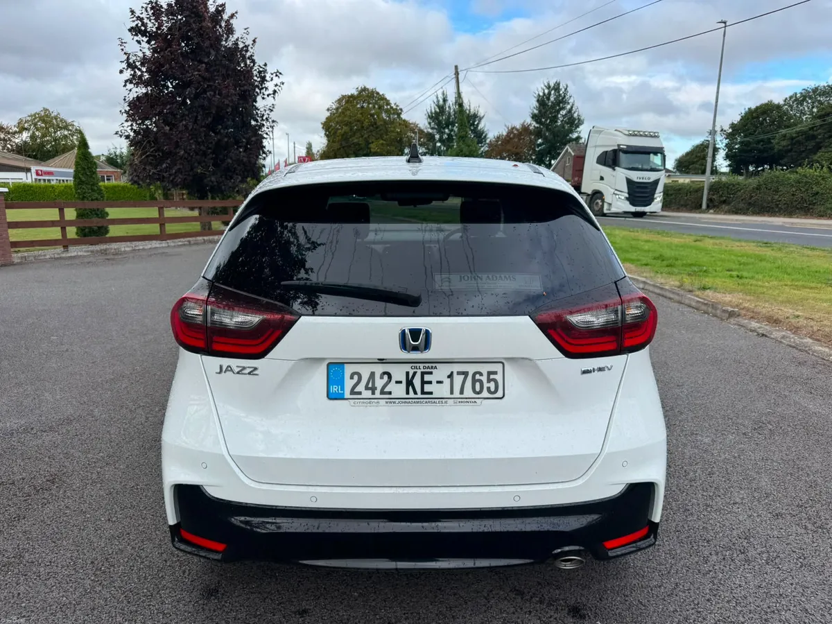 Honda Jazz Advance Sport 2024 - Image 4